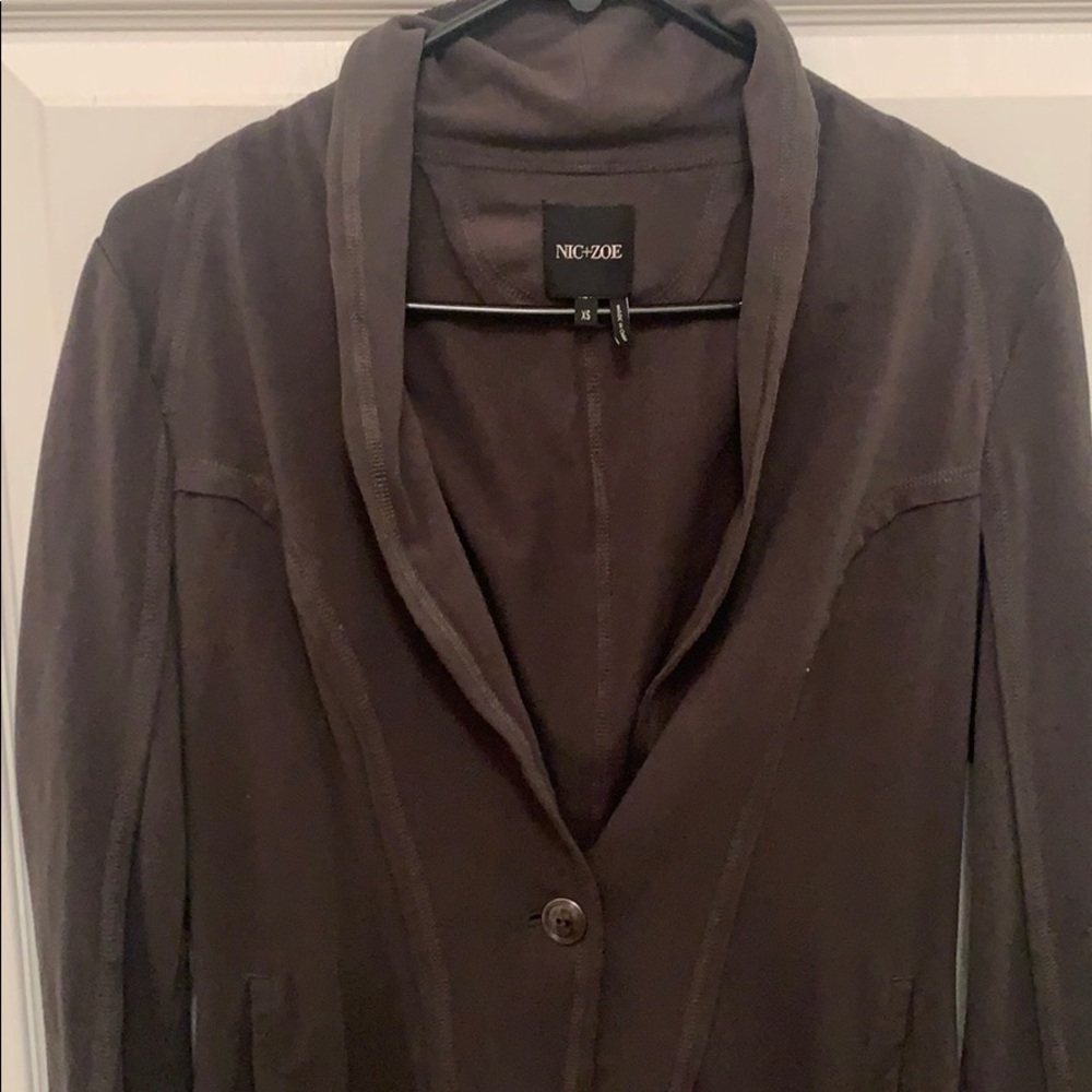 Blazer - Picture 3 of 4